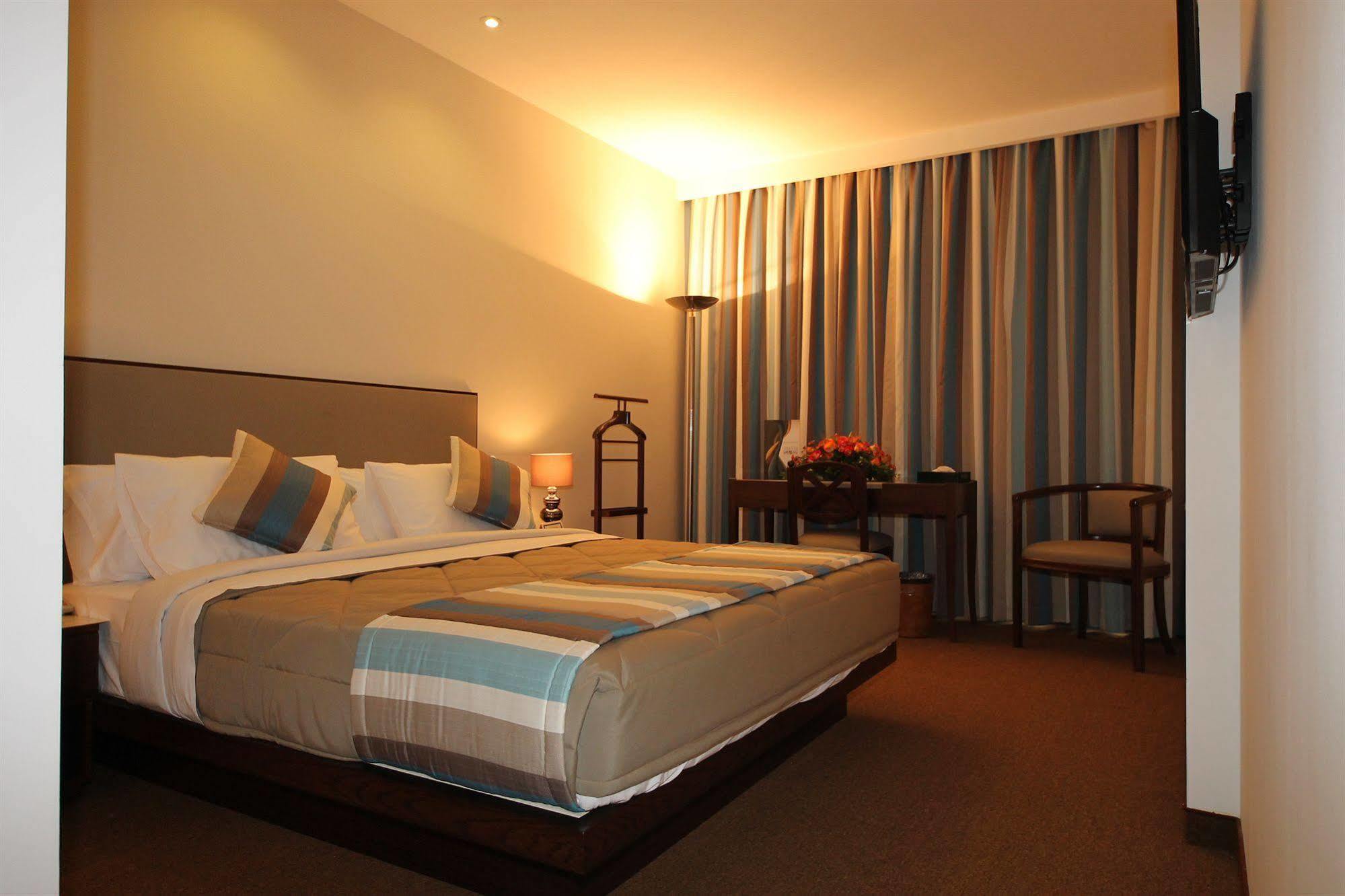 ביירות Casa D Or Hotel מראה חיצוני תמונה