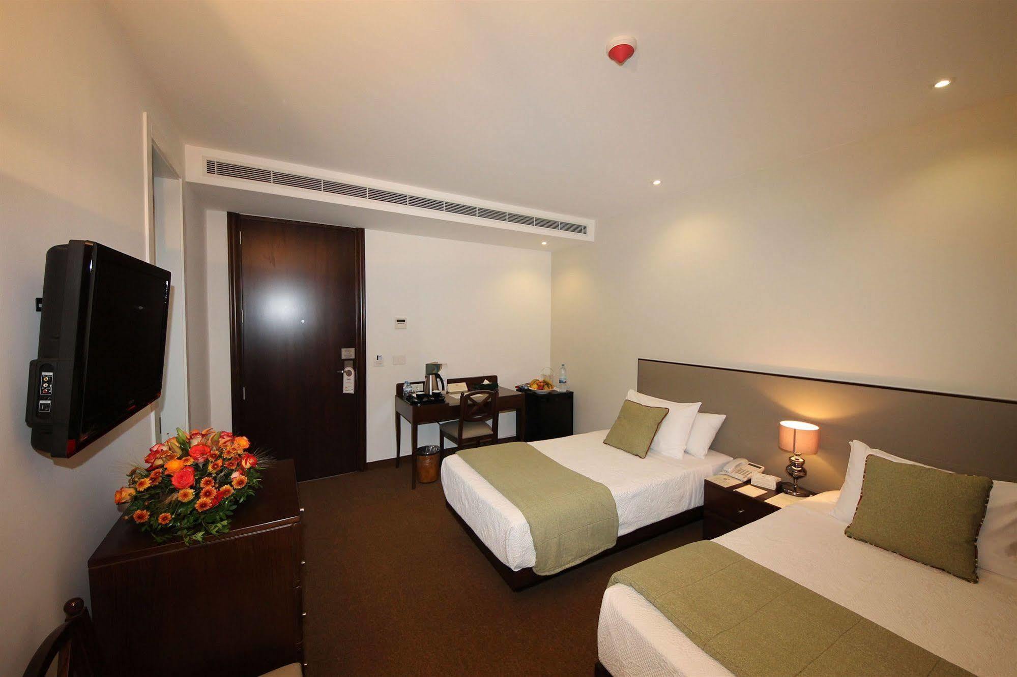ביירות Casa D Or Hotel מראה חיצוני תמונה